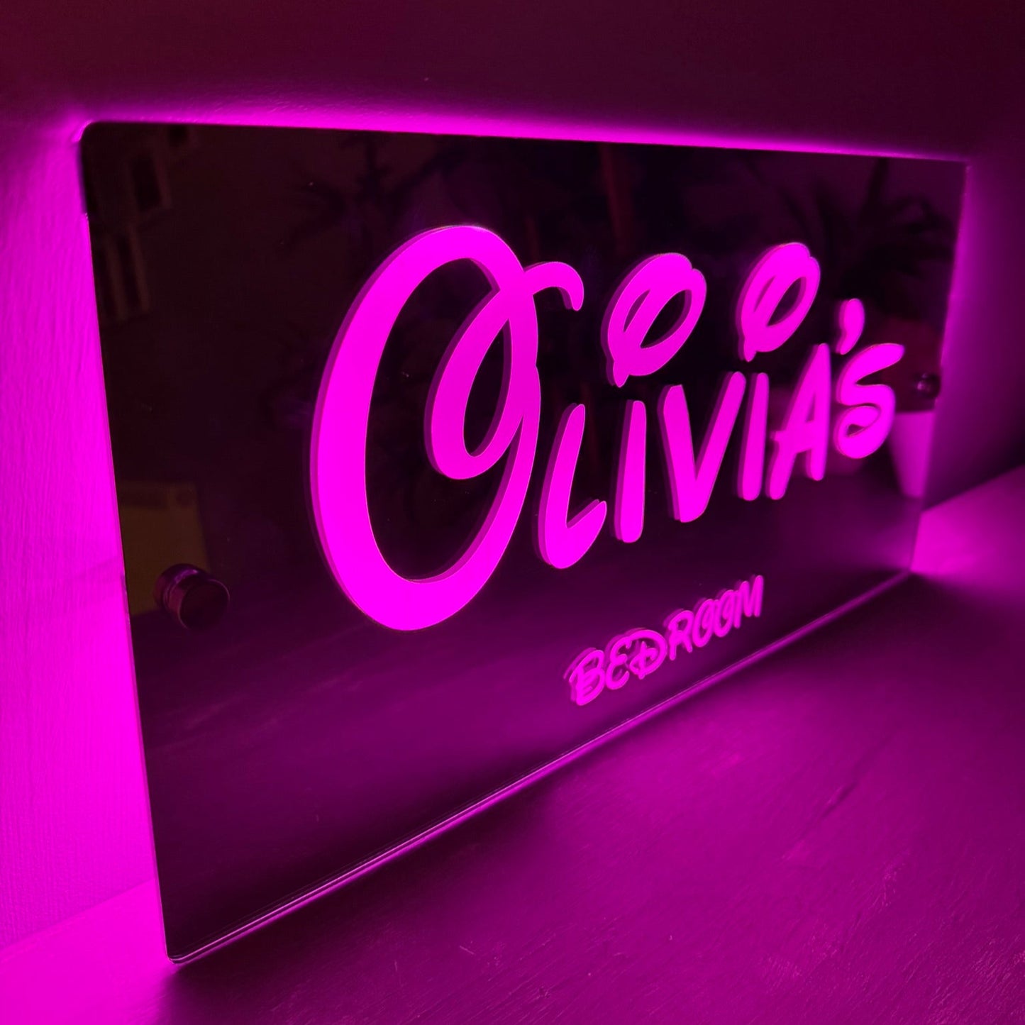 Two size options of the personalised LED mirror sign: 40cm x 20cm and 51cm x 25cm.