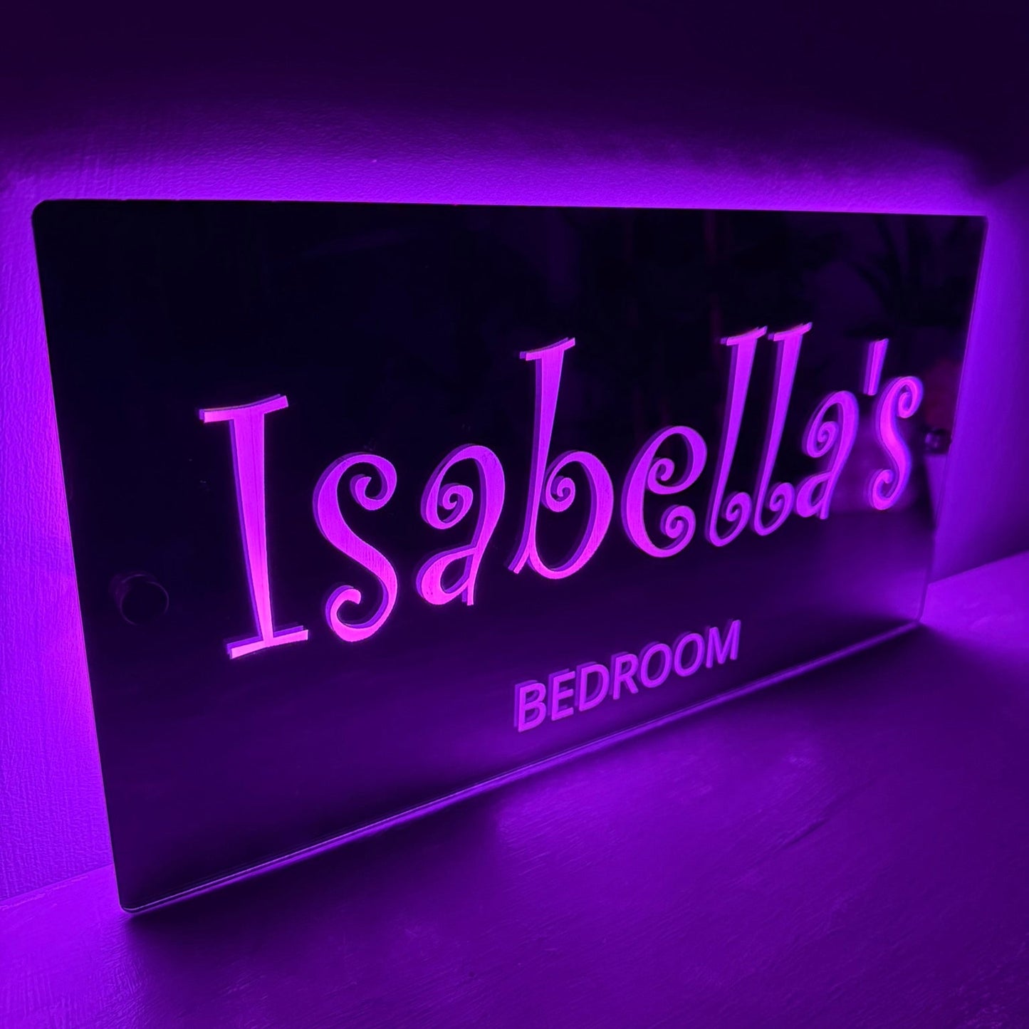 Showcase of the various colour-changing and static lighting effects available on the LED sign.