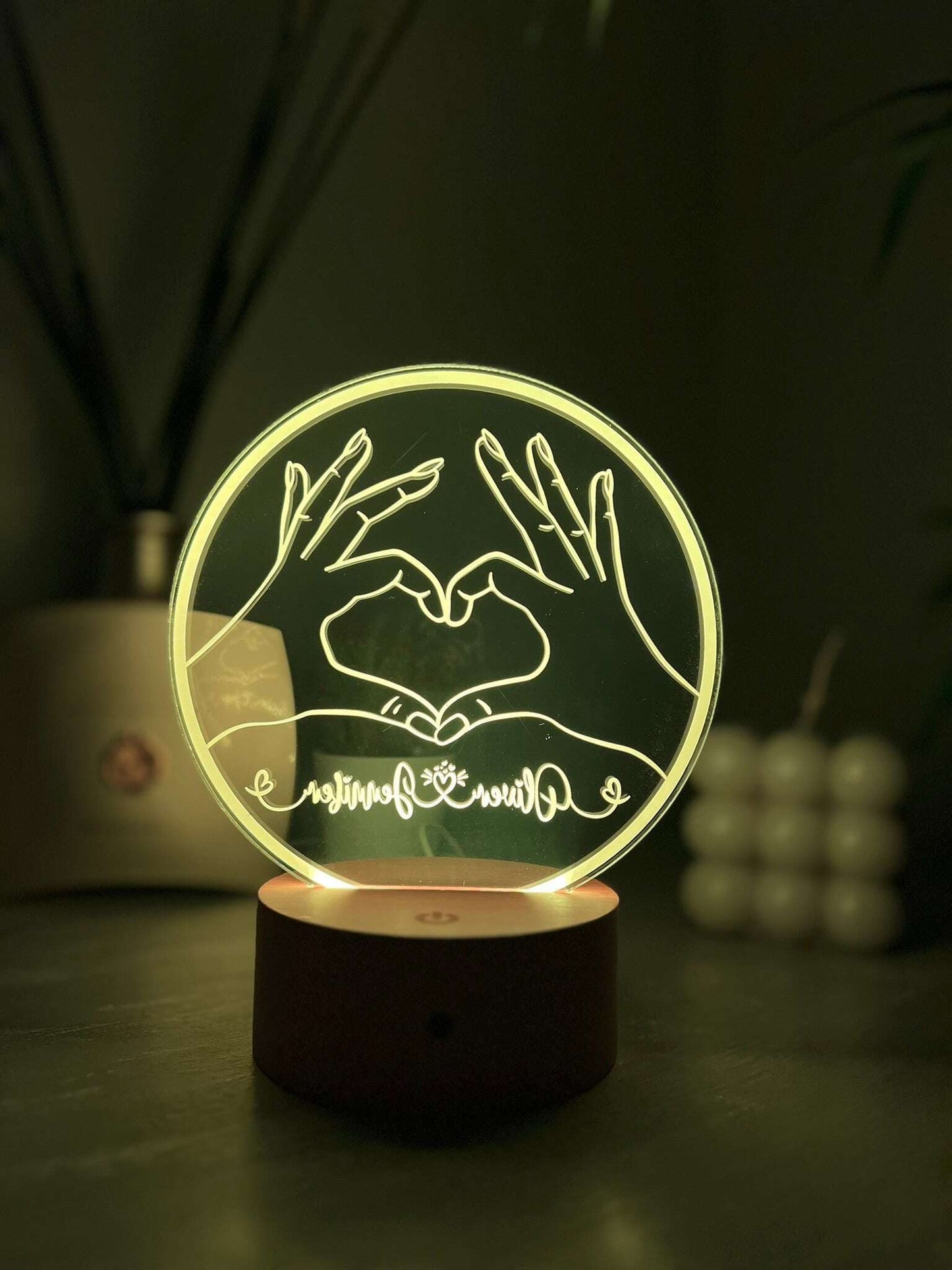 Personalised couple’s light-up sign for romantic decor