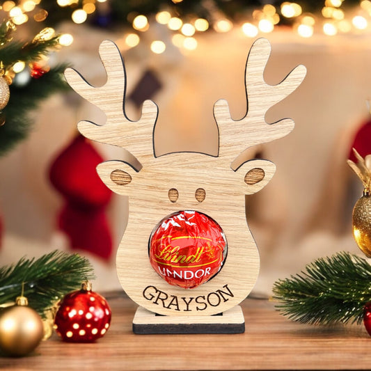 Personalised wooden reindeer place setting engraved with guest name